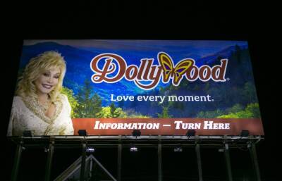 Dolly Parton is giving free college tuition for Dollywood workers - nypost.com - USA - Kentucky - New Jersey
