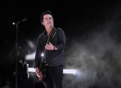 Green Day’s Billie Joe Armstrong Reunited With Stolen 1962 Chevy - etcanada.com