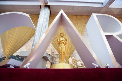 Oscars Will Not Require Vaccination For Entry Just A Negative Test; Masks Still An Ongoing Discussion - deadline.com - Los Angeles