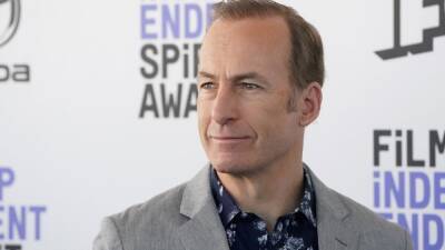 Bob Odenkirk Reveals How Serious His On-Set Heart Attack Really Was - www.etonline.com - state New Mexico