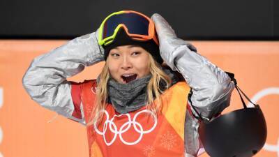 Chloe Kim - 5 Things to Know About Chloe Kim, the Record-Breaking Olympic Snowboarder - glamour.com - California - city Beijing - county Torrance - city Sochi