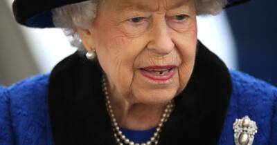 Queen not showing any coronavirus symptoms despite recently meeting with Prince Charles - www.manchestereveningnews.co.uk - Britain