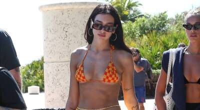 Dua Lipa Relaxes at the Beach in Miami After Launching World Tour (Photos) - www.justjared.com - London - Miami - Florida