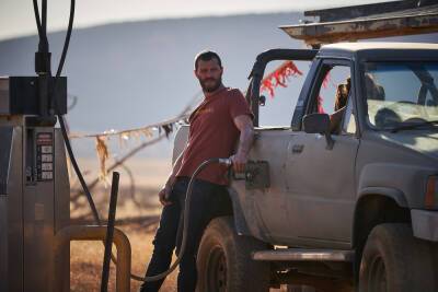 Jamie Dornan Is Lost In The Outback In ‘The Tourist’ Trailer - etcanada.com - Australia