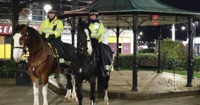 Cop horses deployed to Falkirk town centre and deal with 'a number of incidents' - dailyrecord.co.uk - Centre - county Harris - city Elgin