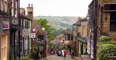 The gorgeous Yorkshire village with cobbled streets just a stone's throw from Greater Manchester - www.manchestereveningnews.co.uk - Manchester