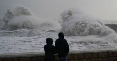 Scotland wind warning issued as 90mph 'danger to life' gusts forecasted this week - www.dailyrecord.co.uk - Scotland - Ireland
