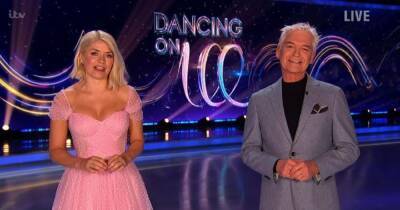 Holly Willoughby - Phillip Schofield - Coleen Rooney - Stephen Mulhern - Dancing On Ice fans slam 'depressing' show as they call for Stephen Mulhern to come back as co-host - manchestereveningnews.co.uk