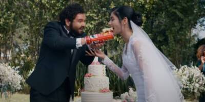 Pringles Super Bowl 2022 Commercial: Hand Stuck in Can - Watch Now! - www.justjared.com