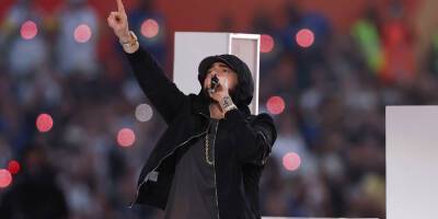 Eminem Performs 'Lose Yourself' During Super Bowl 2022 Halftime Show - www.justjared.com - city Inglewood