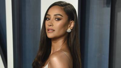 Shay Mitchell on ‘Dollface,’ ‘The Cleaning Lady’ and the ‘No F—s Era’ of Her 30s - variety.com - Philippines
