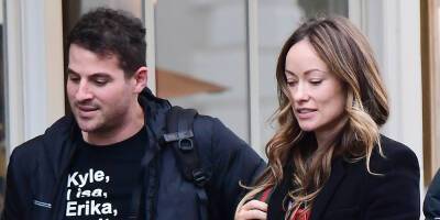 Olivia Wilde Meets Up With a Friend For Lunch in London - www.justjared.com - London
