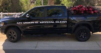 Kanye West sends Kim Kardashian a truck of roses for Valentine's Day - www.msn.com - Chicago