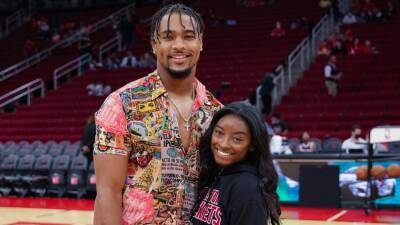 Simone Biles and Jonathan Owens Are Engaged: ‘The Easiest Yes’ - www.glamour.com