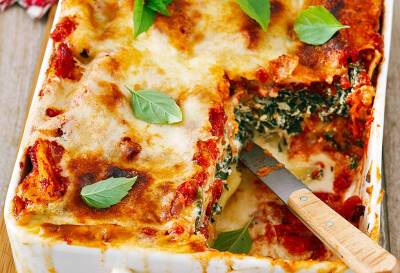 Lasagne with spinach and ricotta Recipe - newidea.com.au