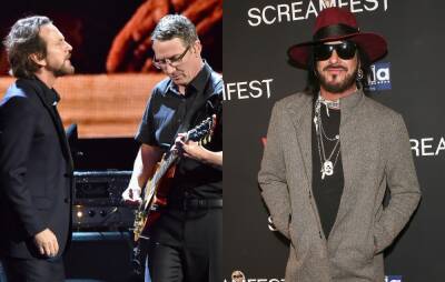 Pearl Jam’s Stone Gossard says he’s a fan of Mötley Crüe, despite ongoing feud - www.nme.com - Britain - New York - Chad