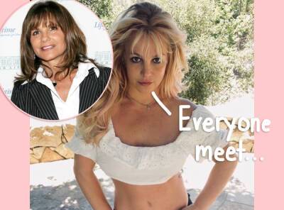 Britney Spears Adopts New Dog & Cat -- And Mom Lynne Spears Reacts! - perezhilton.com - Australia - county Maui