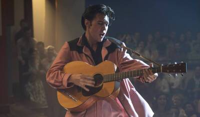 See Austin Butler as Elvis Presley in First 'Elvis' Trailer - Watch Now! - www.justjared.com - county Butler