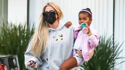 Khloe Kardashian Pouts Her Lips In Cute New Selfies With Daughter True Thompson — Photos - hollywoodlife.com - USA