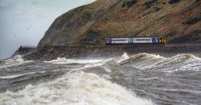 Full list of train operators urging passengers not to travel during Storm Eunice - www.manchestereveningnews.co.uk - Britain