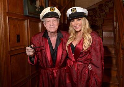 Hugh Hefner - Crystal Hefner - Crystal Hefner Ready To Tell Her Story Of ‘Complicated & Conflicting’ Life In The Playboy Mansion - etcanada.com