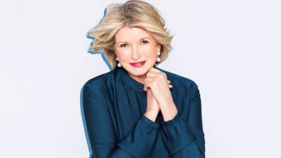 Martha Stewart Has the Best Tip for Taking Thirst Trap Photos - www.glamour.com