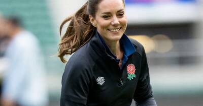 prince Harry - Kate Middleton - Eddie Jones - Royal Family - Kate Middleton shows off impressive rugby skills as she takes part in training session - ok.co.uk - county Wayne - county Barnes