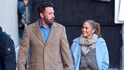 Jennifer Lopez Shares the Lessons She and Ben Affleck Learned From Their First Romance - www.etonline.com