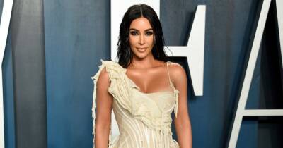 Kim Kardashian - Kanye West - Kim Kardashian Says Her ‘Minimal’ Decor Helps Deal With ‘Chaos’ of Her Life Amid Divorce From Kanye West - usmagazine.com - Chicago