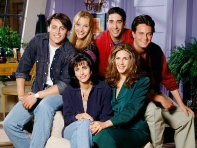 LGBTQ+ Characters & Storylines Disappear From ‘Friends’ In China - gaynation.co - China