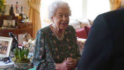 Britain’s Queen Elizabeth Tests Positive for COVID-19 - variety.com - Britain