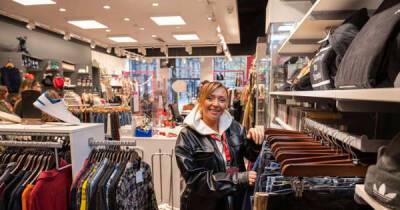 Corrie's Kimberly Hart-Simpson volunteers at charity shop which 'saved sister's life' - www.msn.com - Britain - Manchester