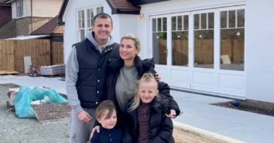 Billie Faiers shares glimpse inside £1.4m mansion renovation and admits build 'isn't easy' - www.ok.co.uk