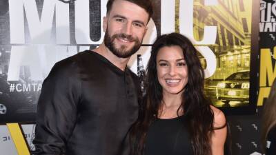 Sam Hunt - Sam Hunt's Wife, Who is Pregnant, Files for Divorce Citing 'Adultery' - etonline.com - Tennessee - county Williamson