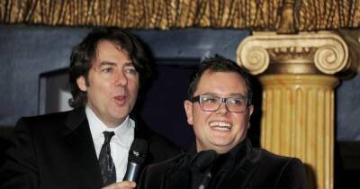 Alan Carr snubbed by Jonathan Ross as he reveals they're related - www.ok.co.uk