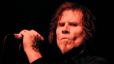 12 of Mark Lanegan’s Brightest Dark Musical Moments, With Screaming Trees, Queens of the Stone Age, Kurt Cobain and More - variety.com - Washington