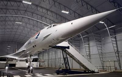 Rave underneath the wings of a Concorde at Manchester Airport - www.nme.com - Britain - Manchester - county Bath