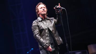 Eddie Vedder Says His ‘Body Started Shaking’ in Response to Mark Lanegan’s Death - variety.com - Seattle