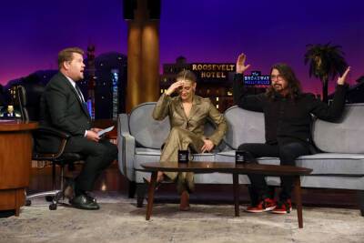 Dave Grohl Yells At James Corden During Awkward ‘Late Late Show’ Song-Guessing Game With Hilary Duff - etcanada.com