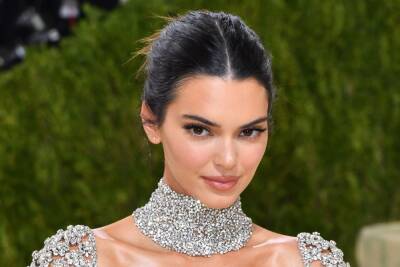 Kendall Jenner Shares Why She Keeps A Diary: ‘It’s Important To Have A Space That’s Just For You’ - etcanada.com