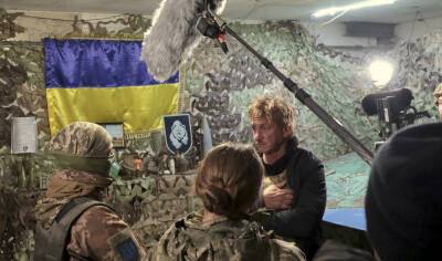 Sean Penn Is In Ukraine Filming Vice Documentary - deadline.com - Ukraine - Russia - city Donetsk