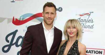 Brooks Laich - Julianne Hough and Brooks Laich agree terms of their divorce - msn.com - Los Angeles - county Brooks - state Idaho