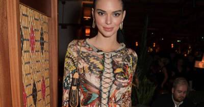 Kendall Jenner has 'learned to live' with fame - www.msn.com