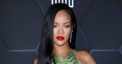 Alessandro Michele - Pregnant Rihanna’s Bump-Baring Outfit at the Gucci Fashion Show Has Us Speechless - usmagazine.com - China