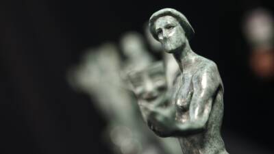 Here’s How to Watch the SAG Awards For Free to Find Out Which Shows Movies Win Big - stylecaster.com
