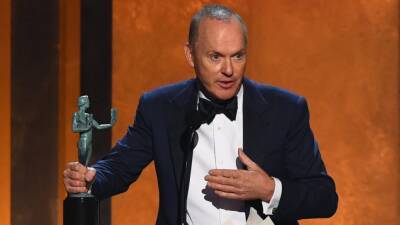 Michael Keaton Almost Missed His 2022 SAG Awards Win -- See His Emotional Speech - www.etonline.com - USA