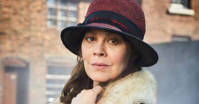 Peaky Blinders fans 'sobbing' at poignant farewell to Helen McRory's Aunt Polly - www.msn.com - Ukraine - Russia