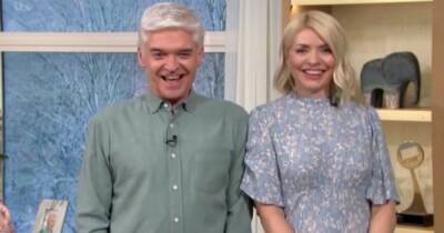 This Morning’s Holly and Phil enjoy onscreen hug for the first time in two years - www.ok.co.uk