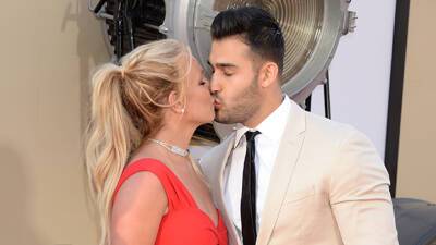 Britney Spears Sam Asghari Make Out In The Pool On Romantic Getaway For His Birthday - hollywoodlife.com
