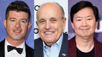 Rudy Giuliani Is Reportedly Unveiled on 'The Masked Singer,' Ken Jeong and Robin Thicke Walk Off Stage - www.etonline.com - state Alaska